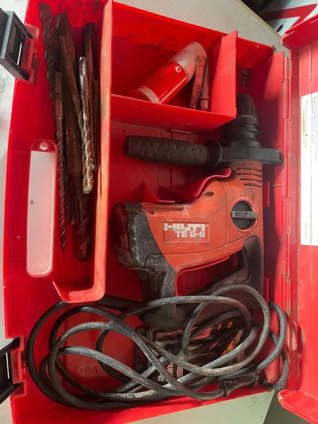 Hilti slagborremaskin