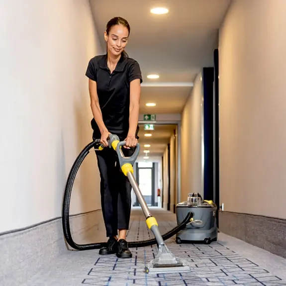 Kärcher Puzzi 10/1 Professional – Kraftig tepperenser, sofa- og bilrens, bilde 3 av 4
