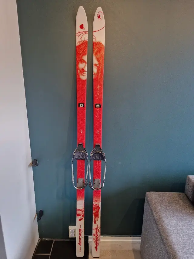 Fjellskipakke str 37-38, 180cm til leie i Alna