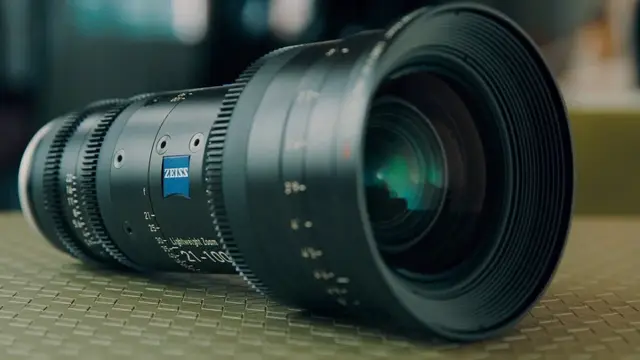 Zeiss Cine Zoom 21-100mm T2.9 LWZ 3 PL mount, EF mount eller E mount til leie i Oslo (generelt)
