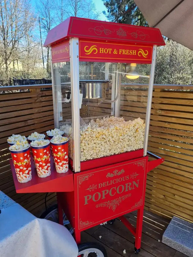 Popcornmaskin til leie, perfekt til bursdag og fest (ferdige pakker mulig)
