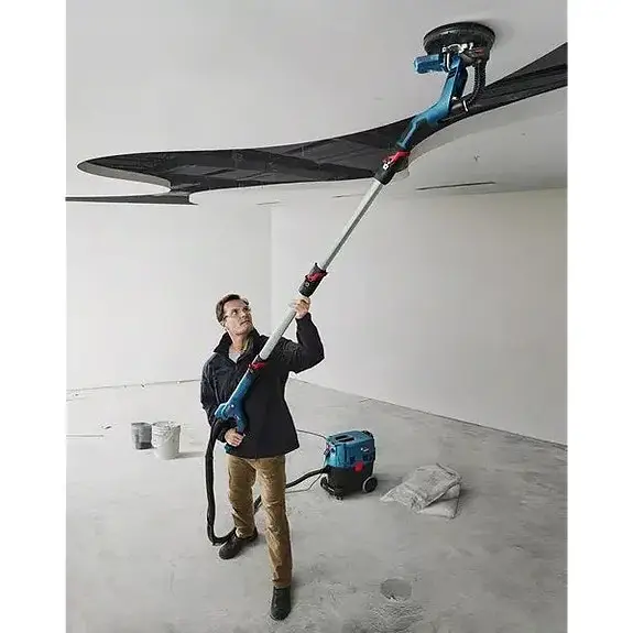 Bosch Professional giraffsliper + M-klasse støvsuger – komplett slipepakke til leie i Østensjø