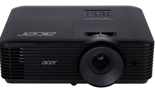 Acer projektor 5000 lumen + lerret – komplett pakke