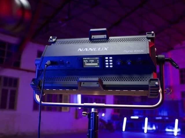 Filmlys NANLUX DYNO 650C RGBWW lys panel / light panel