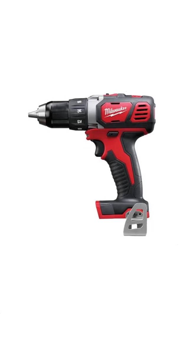 Kraftig bormaskin/drill/skrutrekker leies ut
