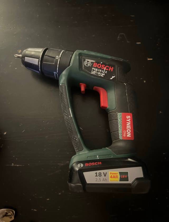 Bosch PSB 18 LI-2 Ergonomic drill 18V 2,5Ah